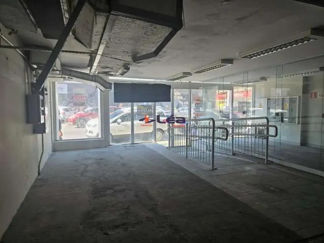 Ponto Comercial aluguel em Região Imediata de São Paulo, Região Metropolitana de São Paulo
