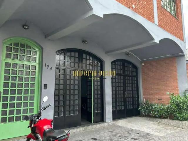 Ponto Comercial aluguel em Região Imediata de São Paulo, Região Metropolitana de São Paulo