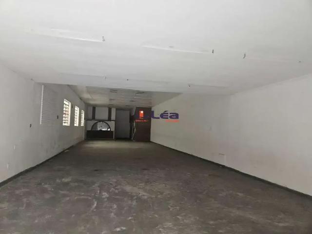 Ponto Comercial aluguel em Região Imediata de São Paulo, Região Metropolitana de São Paulo