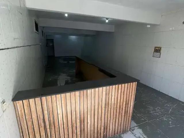 Ponto Comercial aluguel em Região Imediata de São Paulo, Região Metropolitana de São Paulo