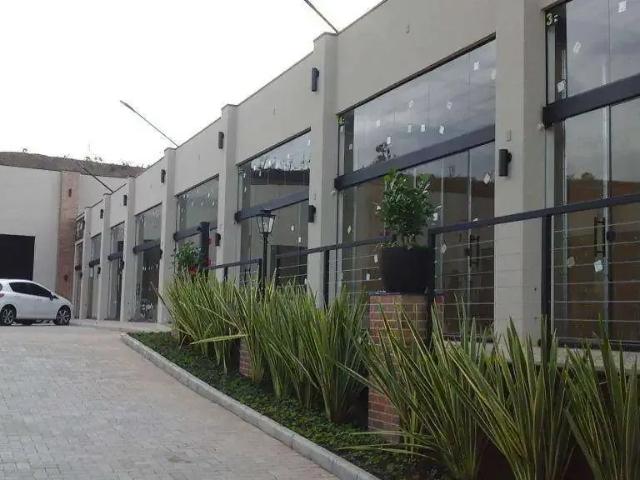 Ponto Comercial aluguel em Região Imediata de São Paulo, Região Metropolitana de São Paulo