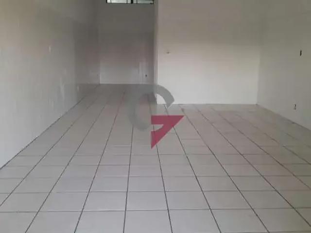 Ponto Comercial aluguel em Região Imediata de Taubaté-Pindamonhangaba, Região Metropolitana do Vale do Paraíba e Litoral Norte