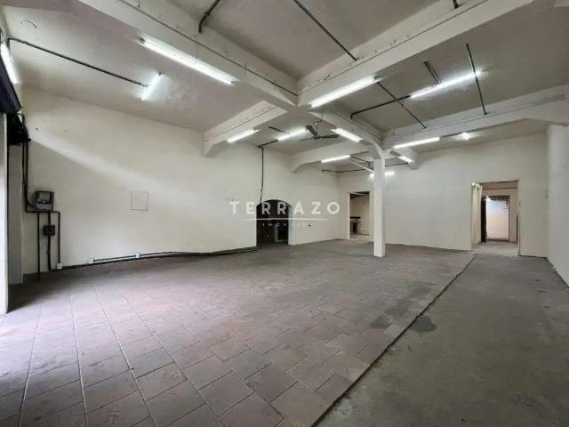 Ponto Comercial aluguel em Região Geográfica Imediata de Petrópolis, Teresópolis