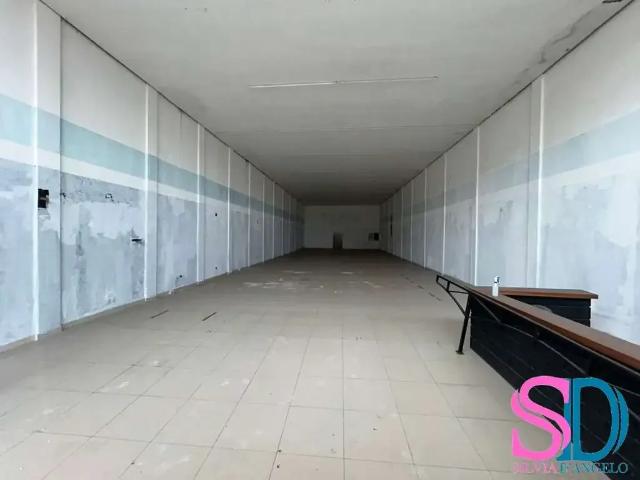 Ponto Comercial aluguel em Ubatuba, Região Geográfica Intermediária de São José dos Campos