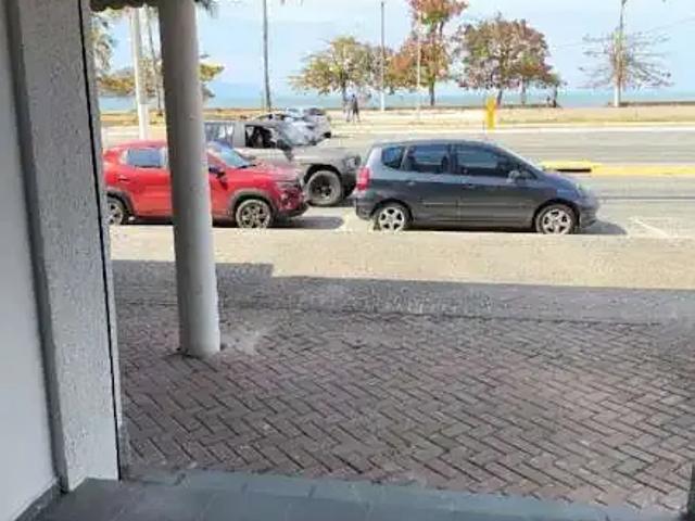 Ponto Comercial aluguel em Ubatuba