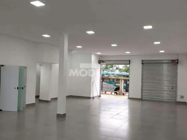 Ponto Comercial aluguel em Região Geográfica Imediata de Uberlândia, Oliveira Fortes