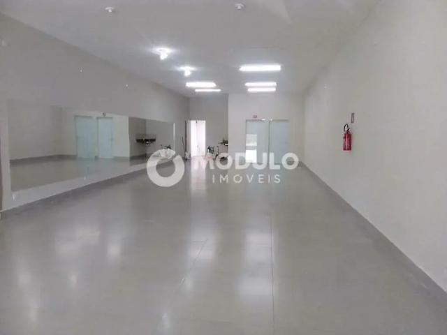 Ponto Comercial aluguel em Região Geográfica Imediata de Uberlândia, Oliveira Fortes