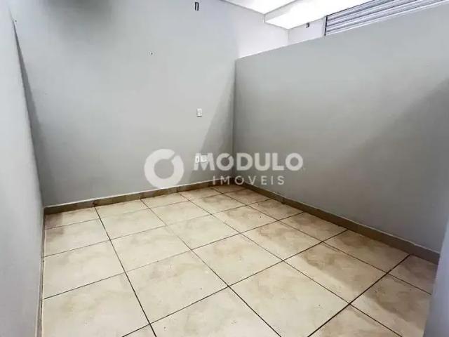 Ponto Comercial aluguel em Região Geográfica Imediata de Uberlândia, Oliveira Fortes
