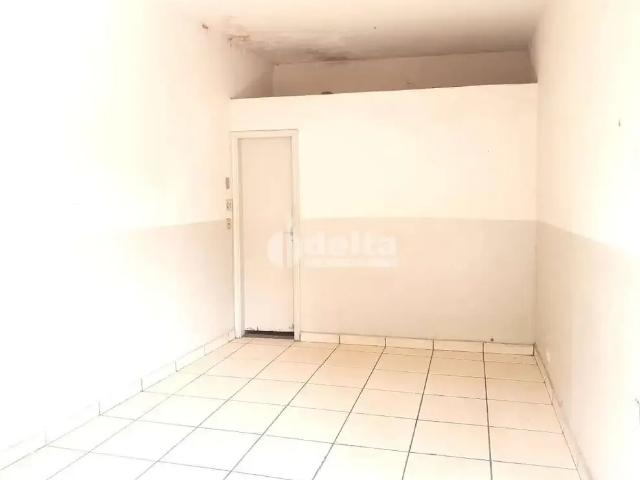 Ponto Comercial aluguel em Região Geográfica Imediata de Uberlândia, Oliveira Fortes