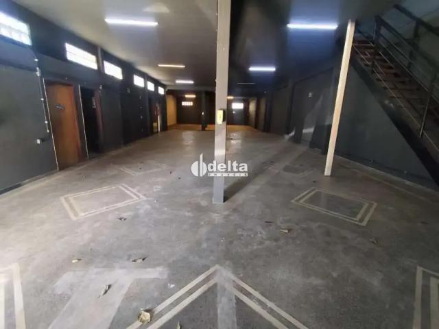 Ponto Comercial aluguel em Região Geográfica Imediata de Uberlândia, Oliveira Fortes