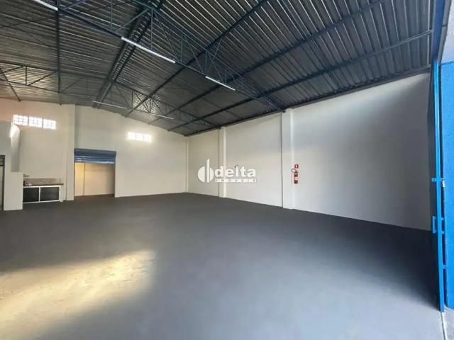 Ponto Comercial aluguel em Região Geográfica Imediata de Uberlândia, Oliveira Fortes