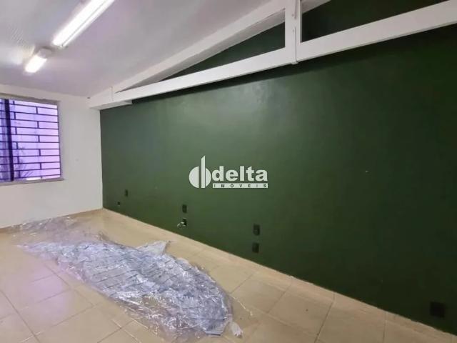 Ponto Comercial aluguel em Setor Central, Uberlândia