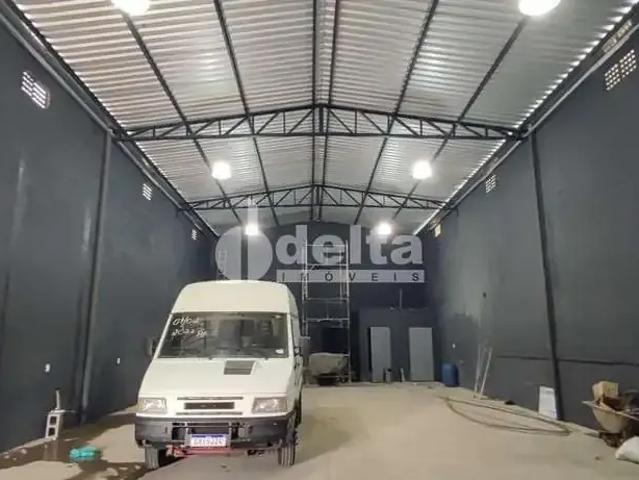 Ponto Comercial aluguel em Região Geográfica Imediata de Uberlândia, Oliveira Fortes