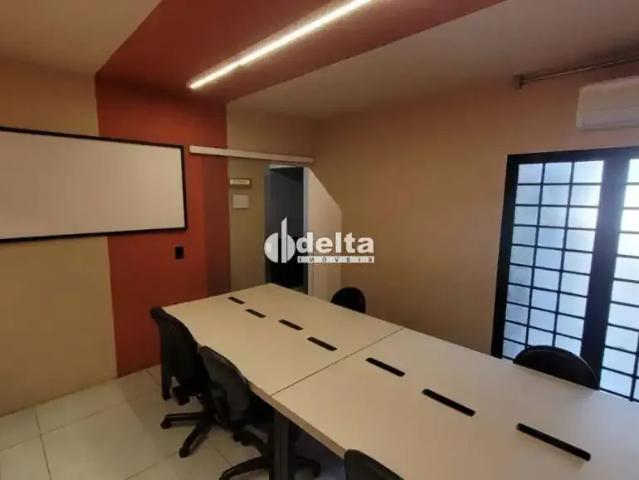 Ponto Comercial aluguel em Região Geográfica Imediata de Uberlândia, Oliveira Fortes