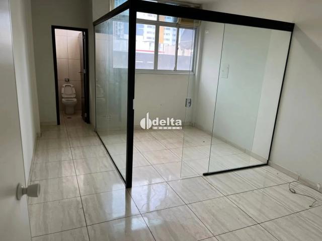Ponto Comercial aluguel em Setor Central, Uberlândia