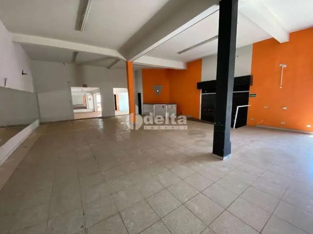 Ponto Comercial aluguel em Região Geográfica Imediata de Uberlândia, Oliveira Fortes