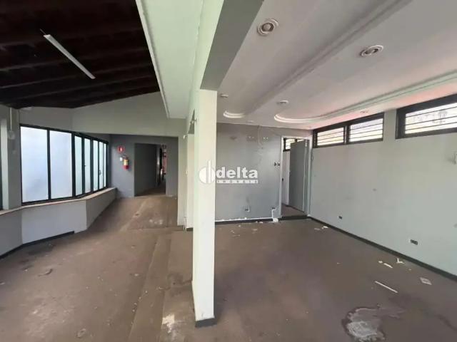 Ponto Comercial aluguel em Região Geográfica Imediata de Uberlândia, Oliveira Fortes