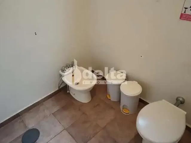 Ponto Comercial aluguel em Região Geográfica Imediata de Uberlândia, Oliveira Fortes