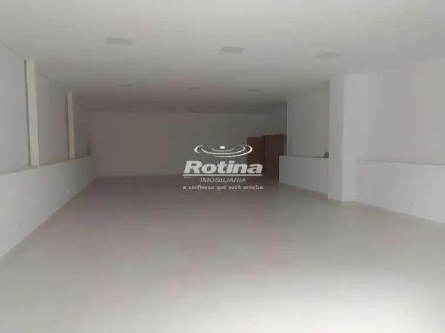 Ponto Comercial aluguel em Setor Central, Uberlândia