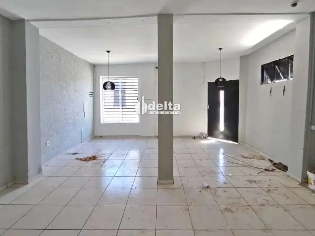 Ponto Comercial aluguel em Região Geográfica Imediata de Uberlândia, Oliveira Fortes