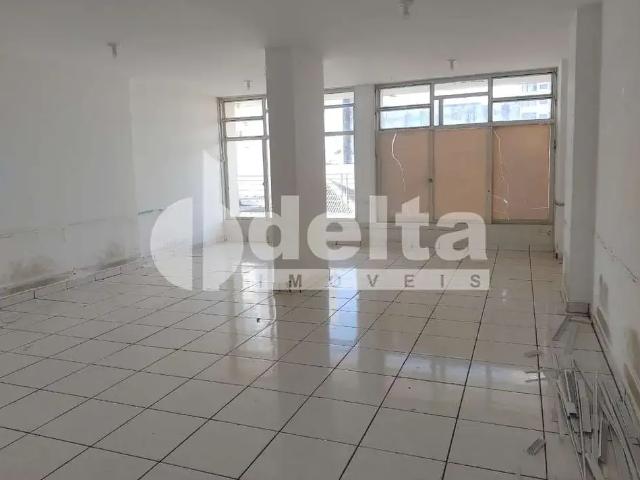 Ponto Comercial aluguel em Região Geográfica Imediata de Uberlândia, Oliveira Fortes