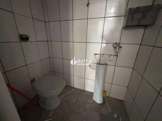 Ponto Comercial aluguel em Setor Central, Uberlândia