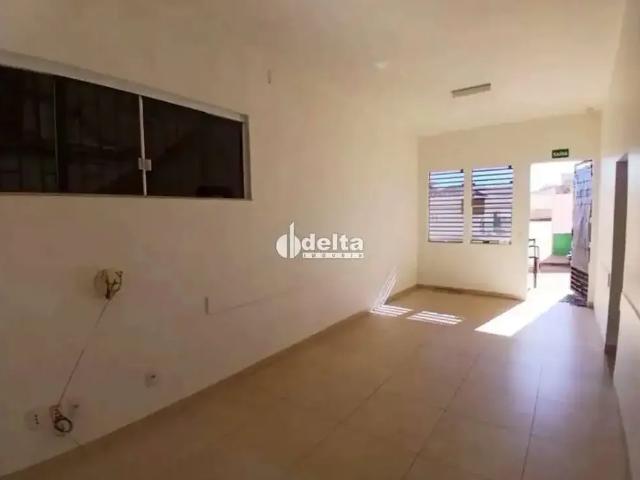 Ponto Comercial aluguel em Região Geográfica Imediata de Uberlândia, Oliveira Fortes