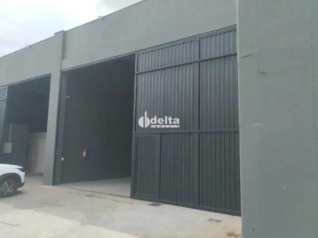 Ponto Comercial aluguel em Região Geográfica Imediata de Uberlândia, Oliveira Fortes