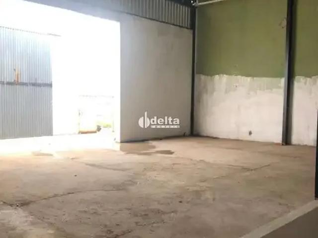 Ponto Comercial aluguel em Região Geográfica Imediata de Uberlândia, Oliveira Fortes