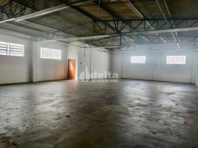 Ponto Comercial aluguel em Região Geográfica Imediata de Uberlândia, Oliveira Fortes