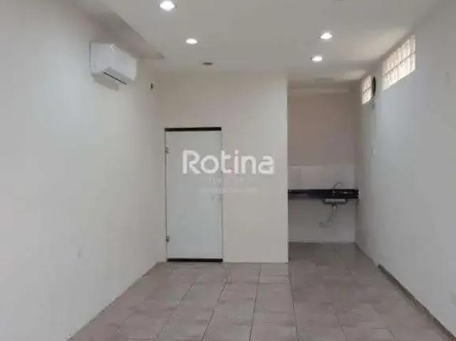 Ponto Comercial aluguel em Região Geográfica Imediata de Uberlândia, Oliveira Fortes