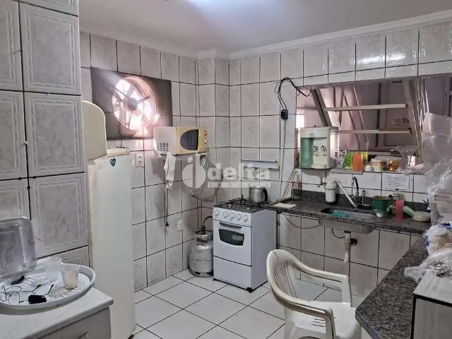 Ponto Comercial aluguel em Região Geográfica Imediata de Uberlândia, Oliveira Fortes
