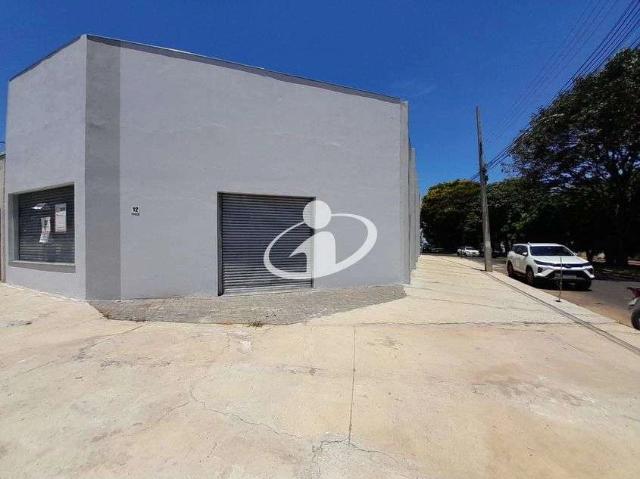 Ponto Comercial aluguel em Parque Granada, Uberlândia
