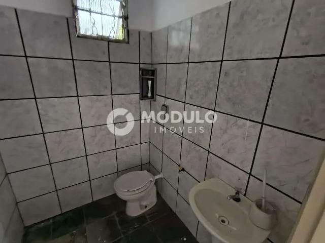 Ponto Comercial aluguel em Região Geográfica Imediata de Uberlândia, Oliveira Fortes