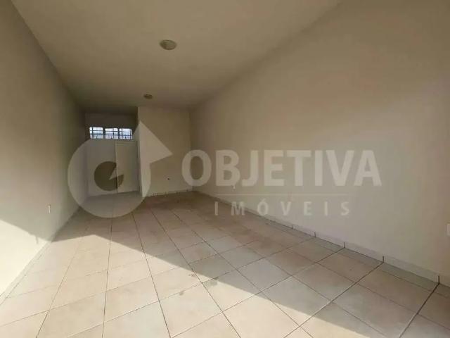 Ponto Comercial aluguel em Região Geográfica Imediata de Uberlândia, Oliveira Fortes