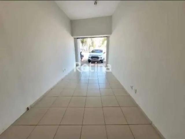 Ponto Comercial aluguel em Região Geográfica Imediata de Uberlândia, Oliveira Fortes