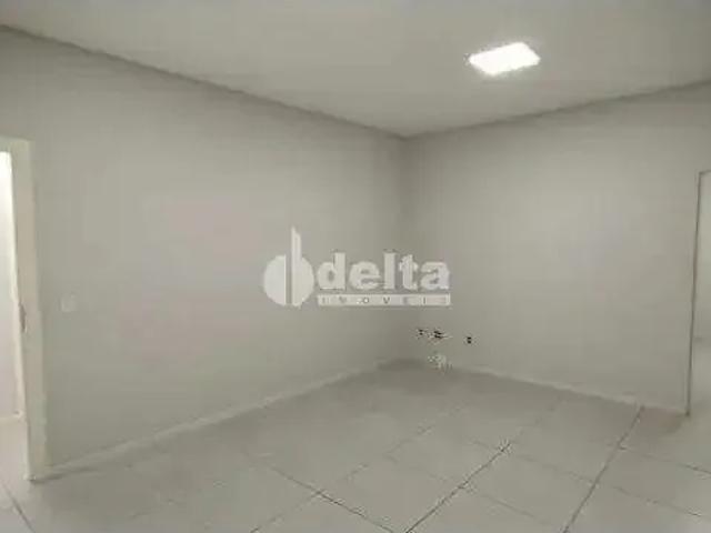 Ponto Comercial aluguel em Região Geográfica Imediata de Uberlândia, Oliveira Fortes