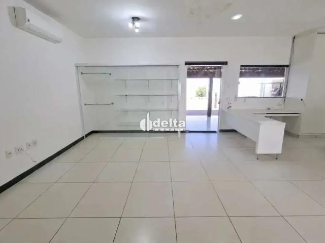 Ponto Comercial aluguel em Região Geográfica Imediata de Uberlândia, Oliveira Fortes