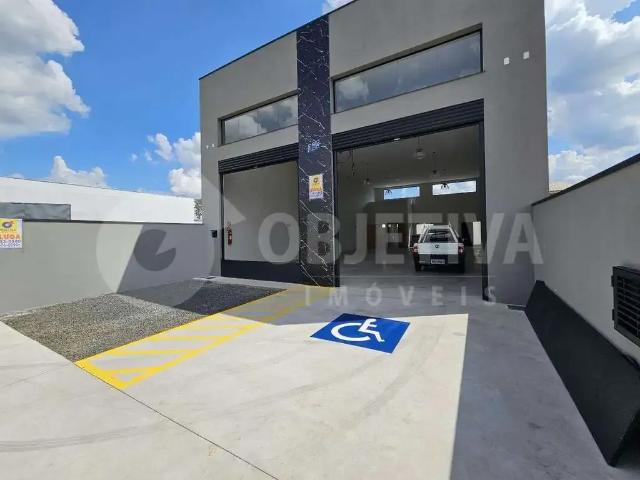 Ponto Comercial aluguel em Região Geográfica Imediata de Uberlândia, Oliveira Fortes