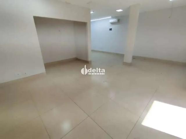 Ponto Comercial aluguel em Região Geográfica Imediata de Uberlândia, Oliveira Fortes