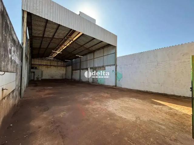 Ponto Comercial aluguel em Região Geográfica Imediata de Uberlândia, Oliveira Fortes