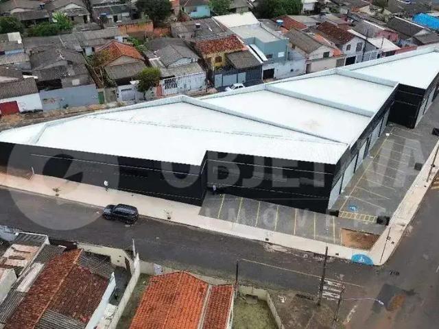 Ponto Comercial aluguel em Região Geográfica Imediata de Uberlândia, Oliveira Fortes