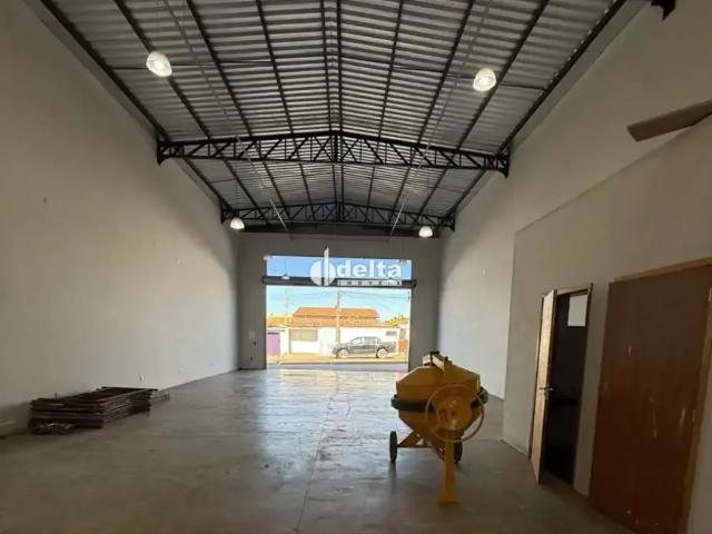 Ponto Comercial aluguel em Região Geográfica Imediata de Uberlândia, Oliveira Fortes