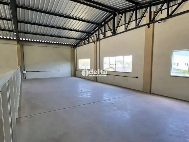 Ponto Comercial aluguel em Região Geográfica Imediata de Uberlândia, Oliveira Fortes