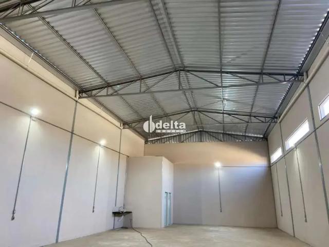 Ponto Comercial aluguel em Região Geográfica Imediata de Uberlândia, Oliveira Fortes