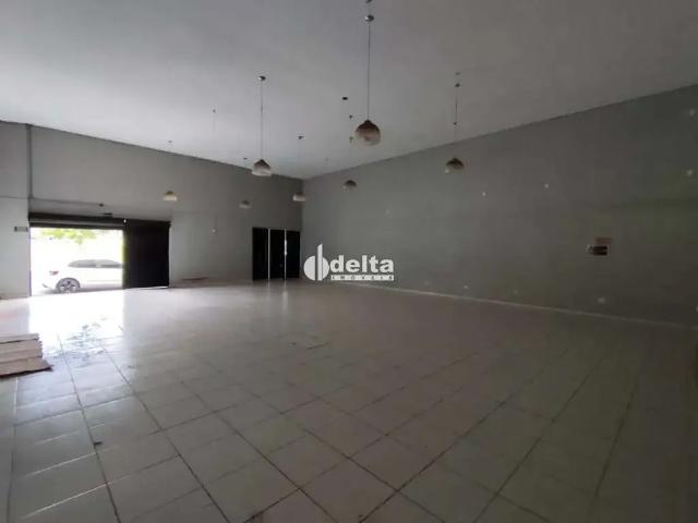 Ponto Comercial aluguel em Setor Central, Uberlândia