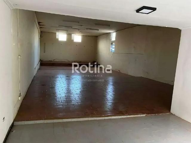Ponto Comercial aluguel em Setor Central, Uberlândia