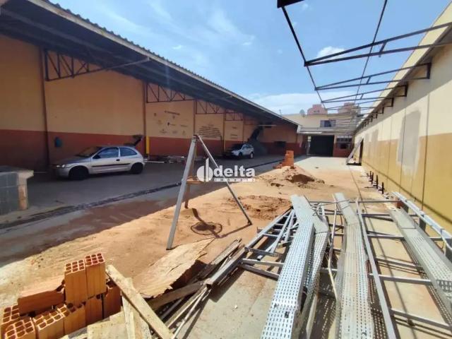 Ponto Comercial aluguel em Setor Central, Uberlândia