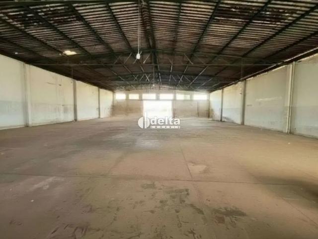 Ponto Comercial aluguel em Setor Norte, Uberlândia