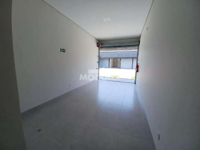 Ponto Comercial aluguel em Altamira II, Uberlândia